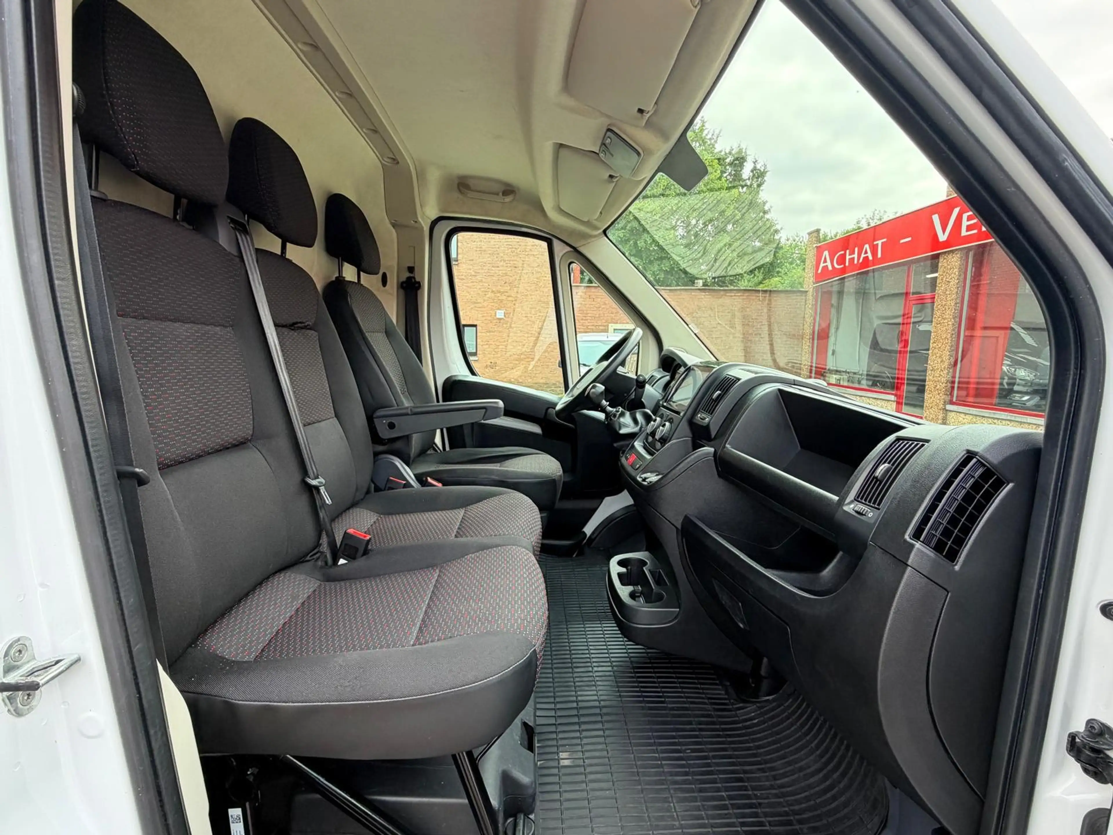 Peugeot Boxer 2.2 HDI 140CV L3 H2 UTILITAIRE CAMERA TVA DEDUC — photo 8