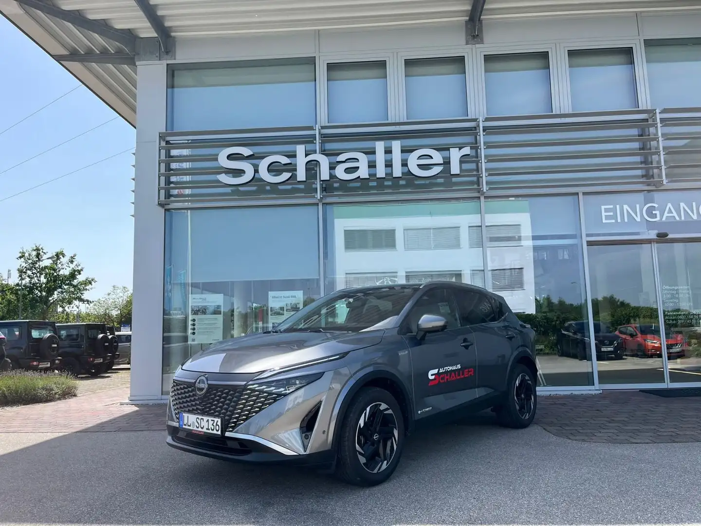 Nissan Qashqai 1.5 VC-T e-Power Komfort+Winter+Matrix Grau - 2