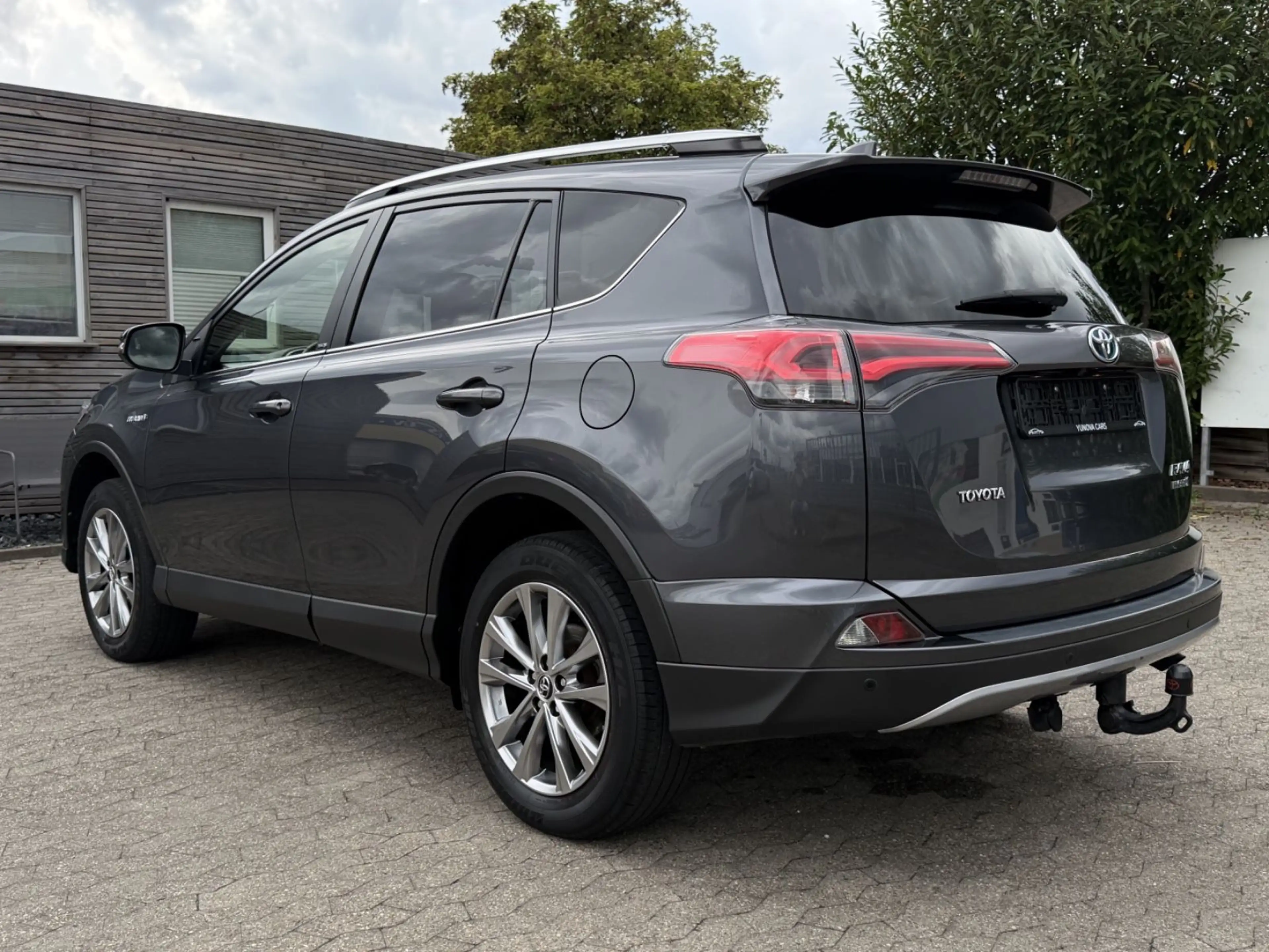 Toyota RAV 4 4 Hybrid 4x4 EditionS+ AHK LED CAM Erstbesitz — photo 7
