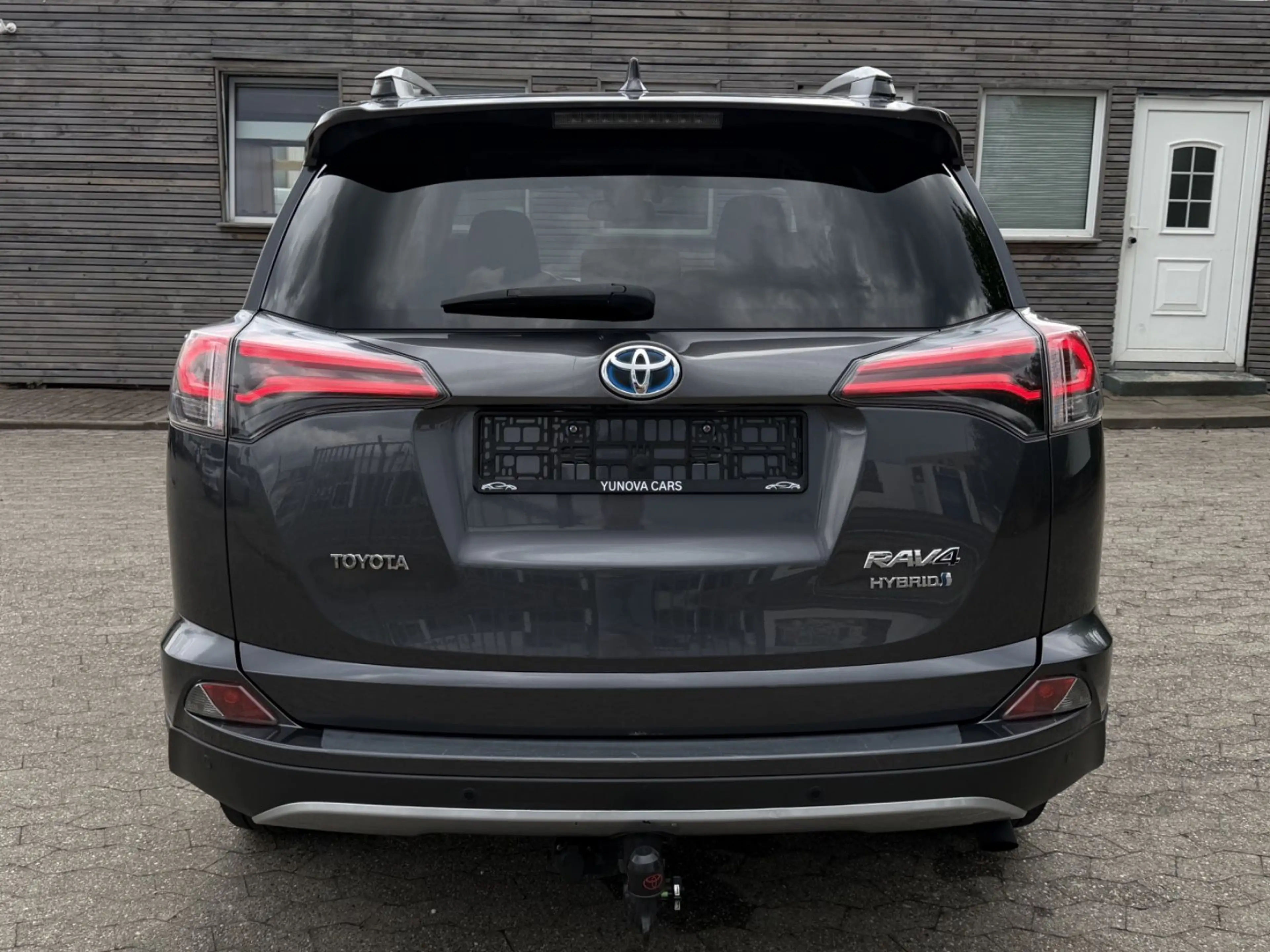 Toyota RAV 4 4 Hybrid 4x4 EditionS+ AHK LED CAM Erstbesitz — photo 6