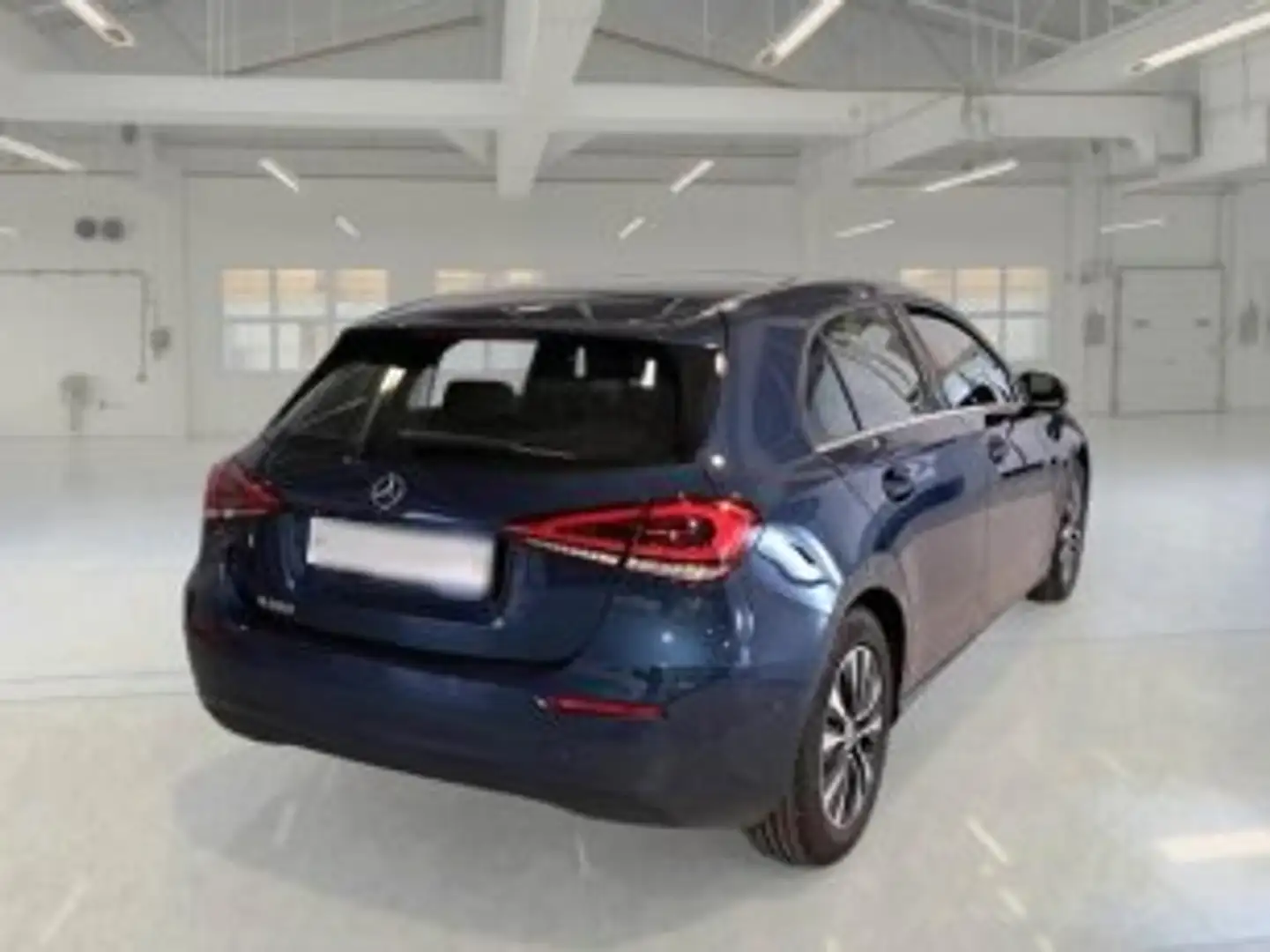 Mercedes-Benz A 180 Classe A - W177 2018 Business Extra auto Bleu - 2