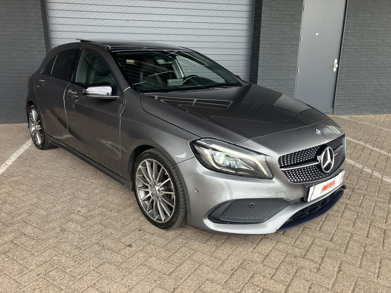 Mercedes-Benz A 200 d ///AMG PANO-XENON-LED — photo 2
