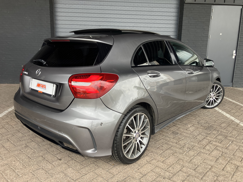 Mercedes-Benz A 200 d ///AMG PANO-XENON-LED — photo 4