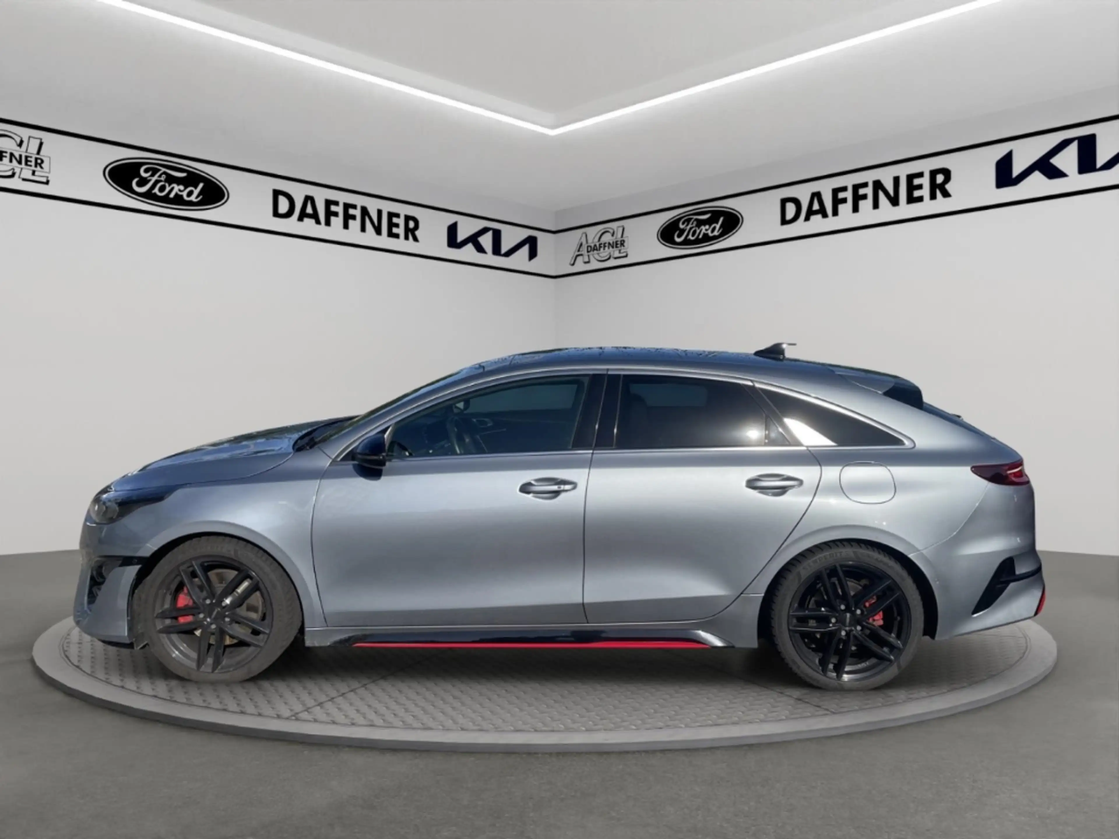 Kia ProCeed / pro_cee'd GT Bastuck Anlage PANO Kamera Tempomat — photo 3