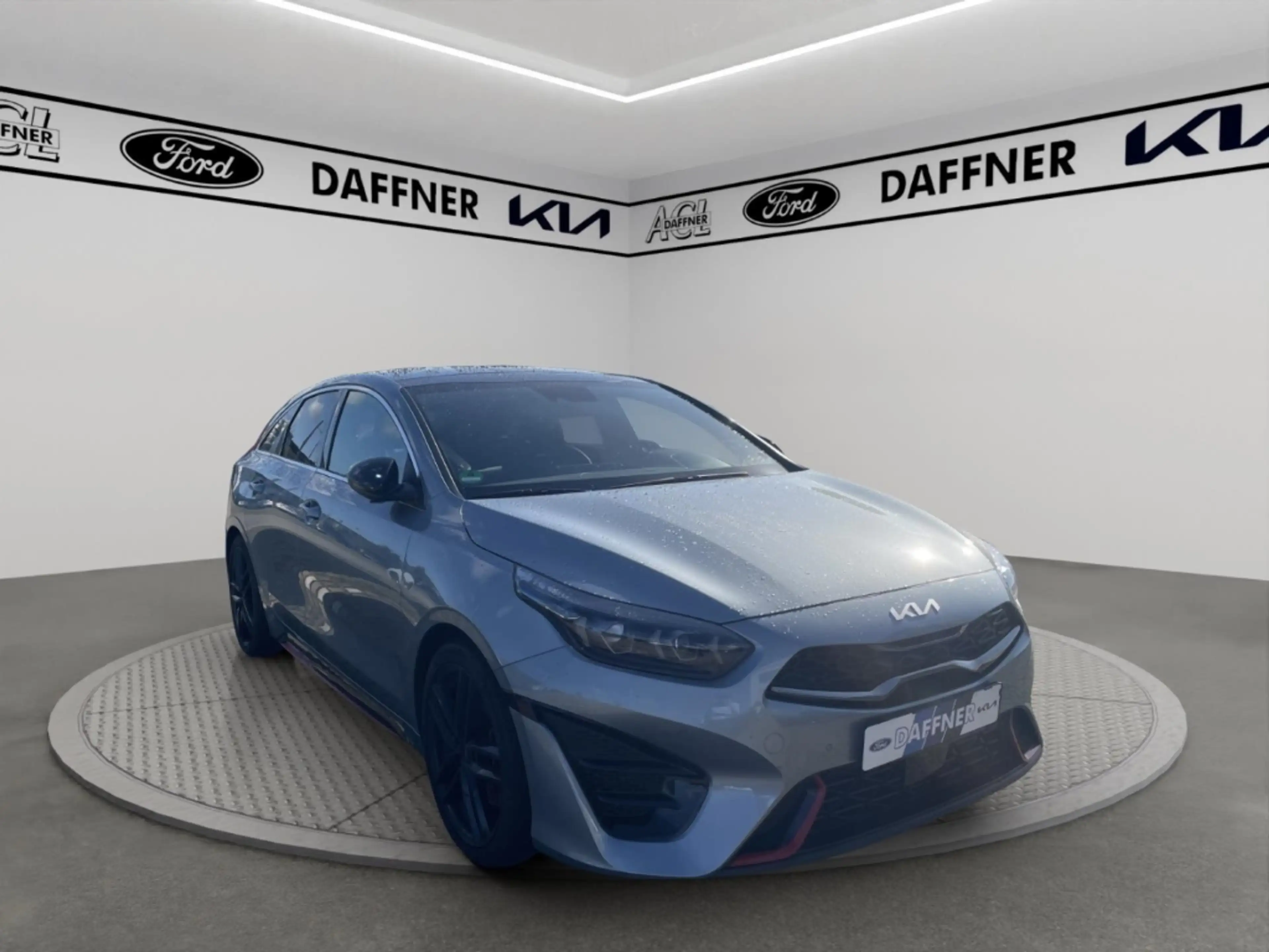Kia ProCeed / pro_cee'd GT Bastuck Anlage PANO Kamera Tempomat — photo 6