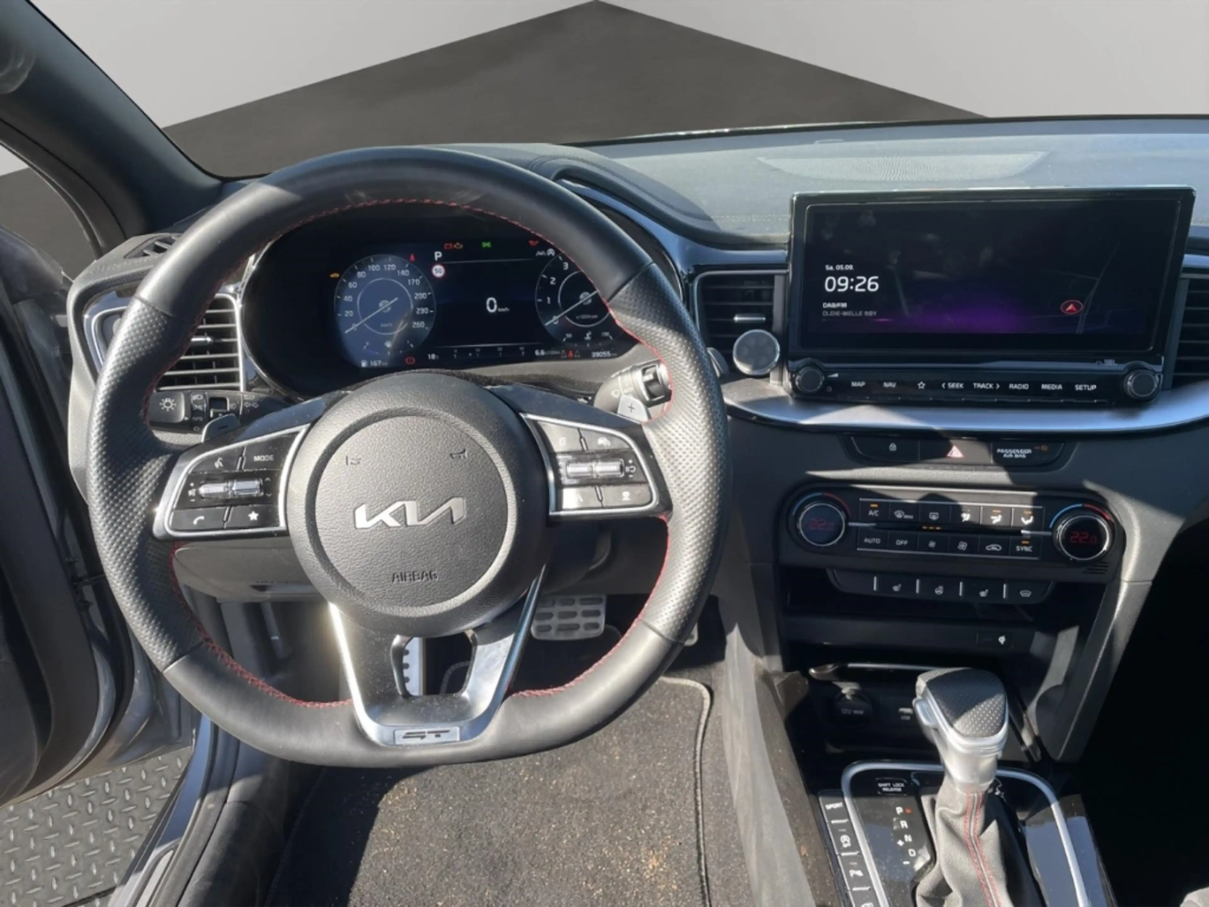 Kia ProCeed / pro_cee'd GT Bastuck Anlage PANO Kamera Tempomat — photo 10