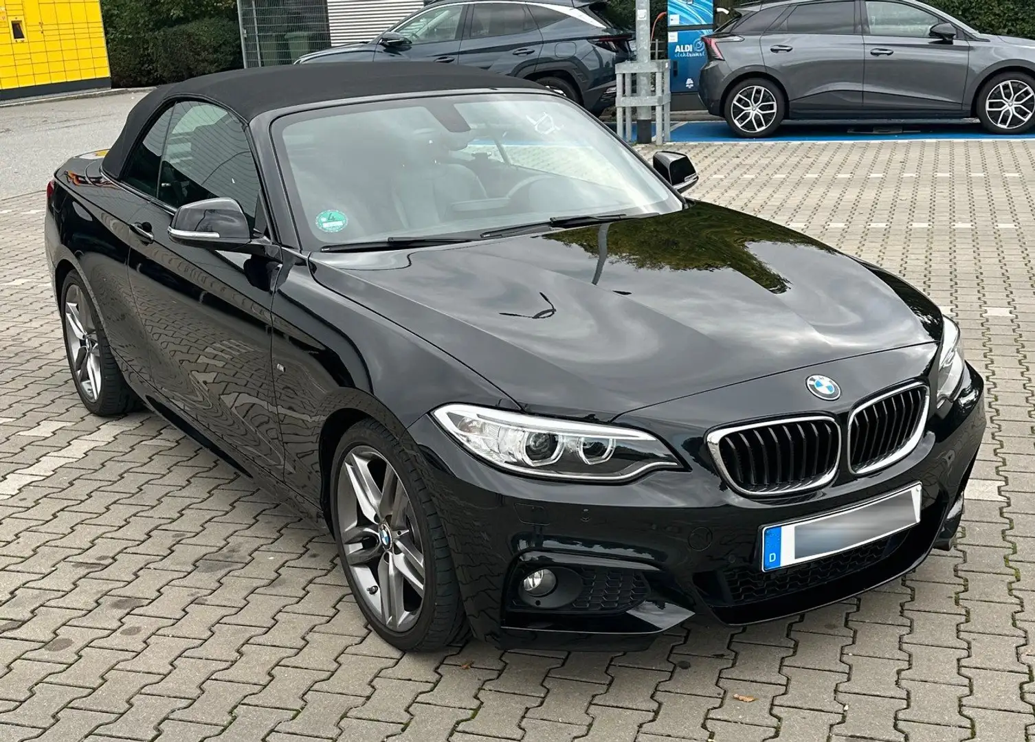 BMW 220 M-Sport Cabrio, Autom., Steptronic, schwarz, Shado Schwarz - 2