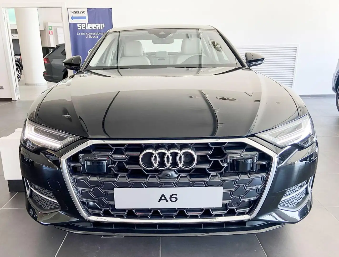 Audi A6 40 2.0 TDI quattro ultra S tronic Business Advance Nero - 2