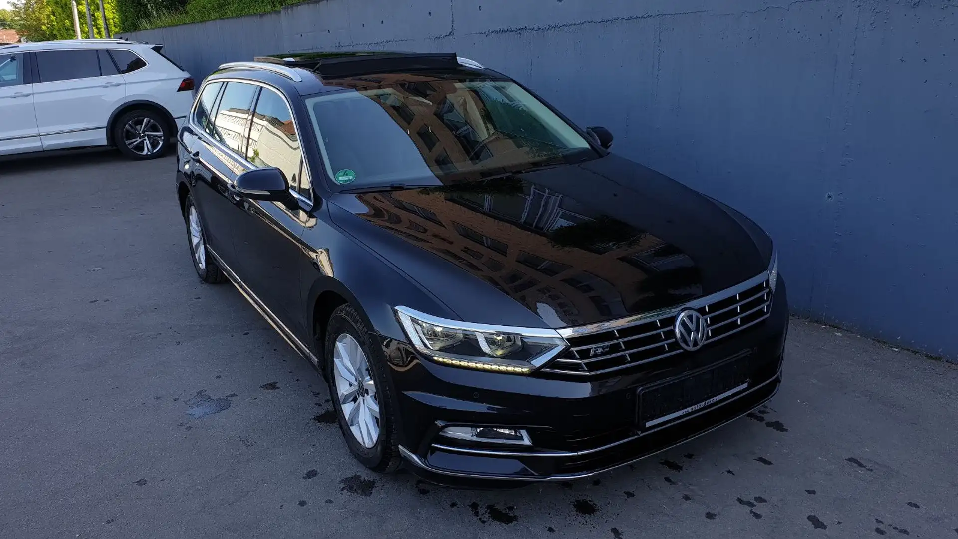 Volkswagen Passat Variant Passat Var 2.0 TDI DSG* R line *Pano/Virtual/AHK Grau - 2