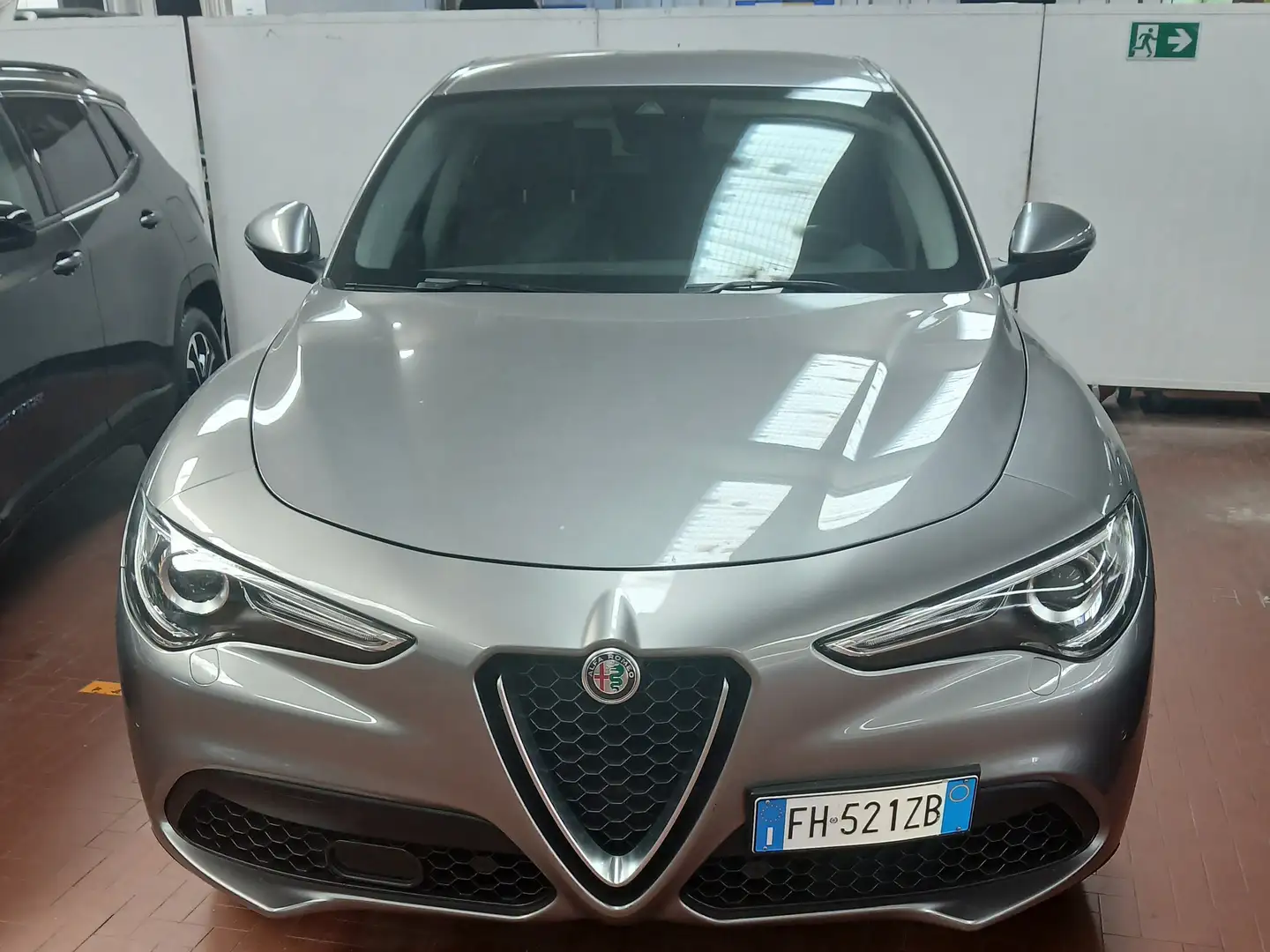 Alfa Romeo Stelvio Stelvio 2.0 t First Edition Q4 280cv auto Grijs - 1