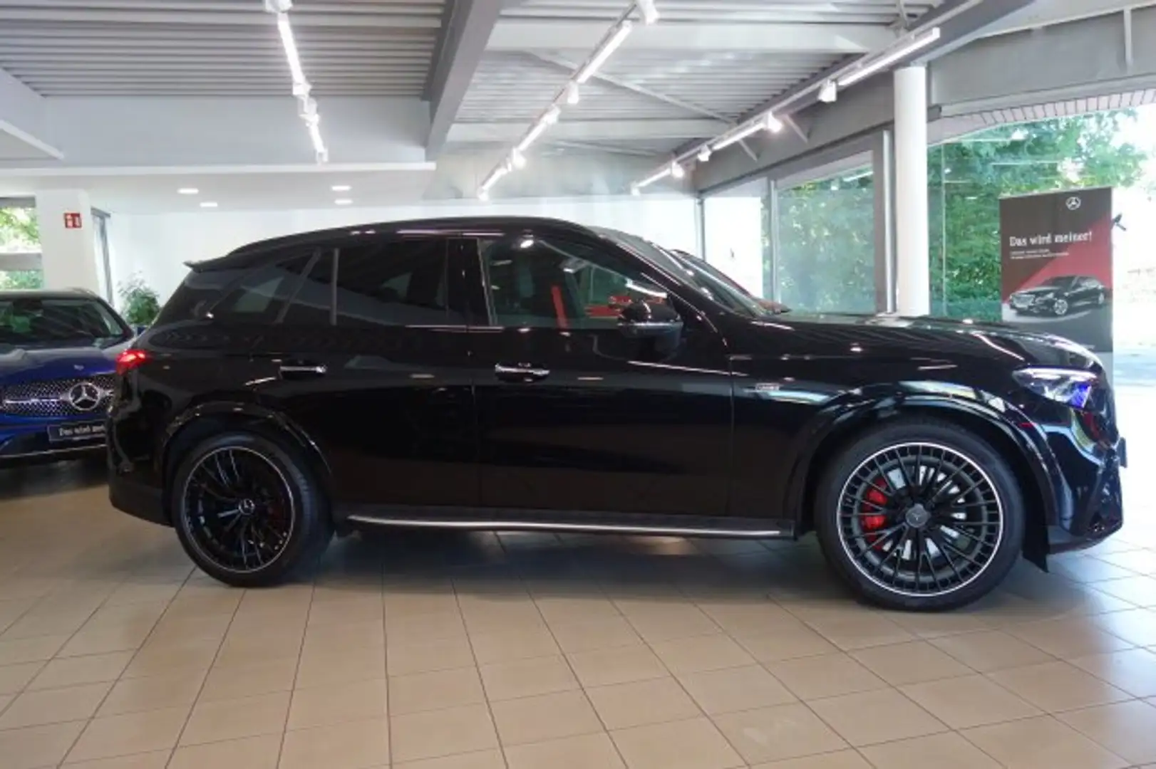 Mercedes-Benz GLC 43 AMG AMG GLC 43 4M PREM PLUS STANDH AHK PANO 21' 360° Schwarz - 2