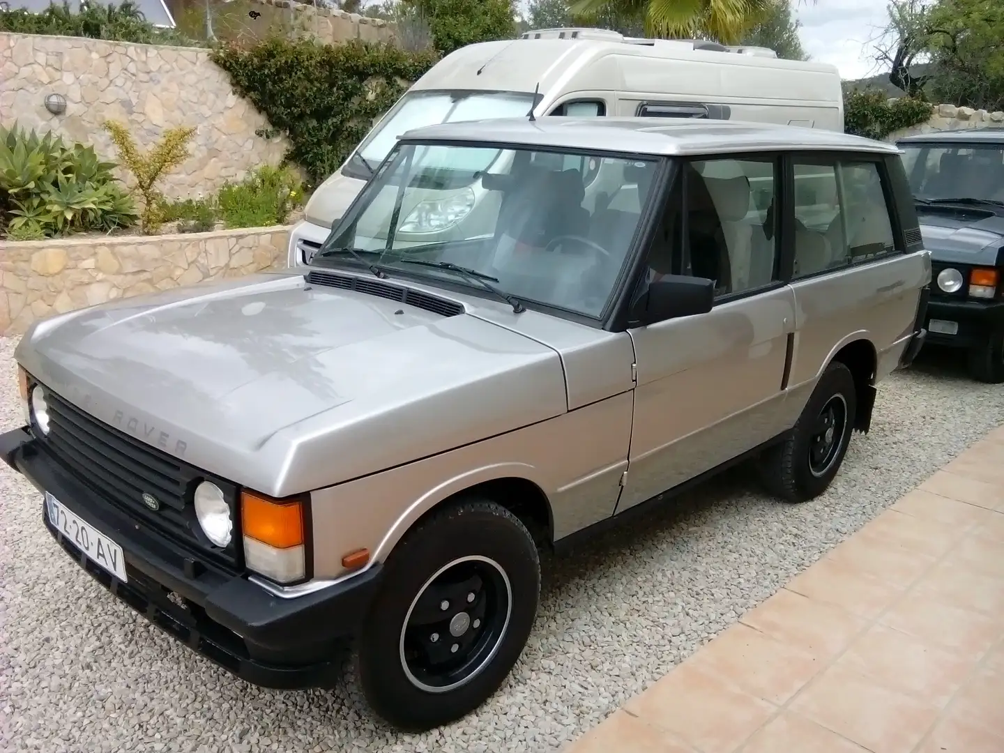 Land Rover Range Rover Classic - RESTAURIERT incl. Ersatzmotor - Silver - 1