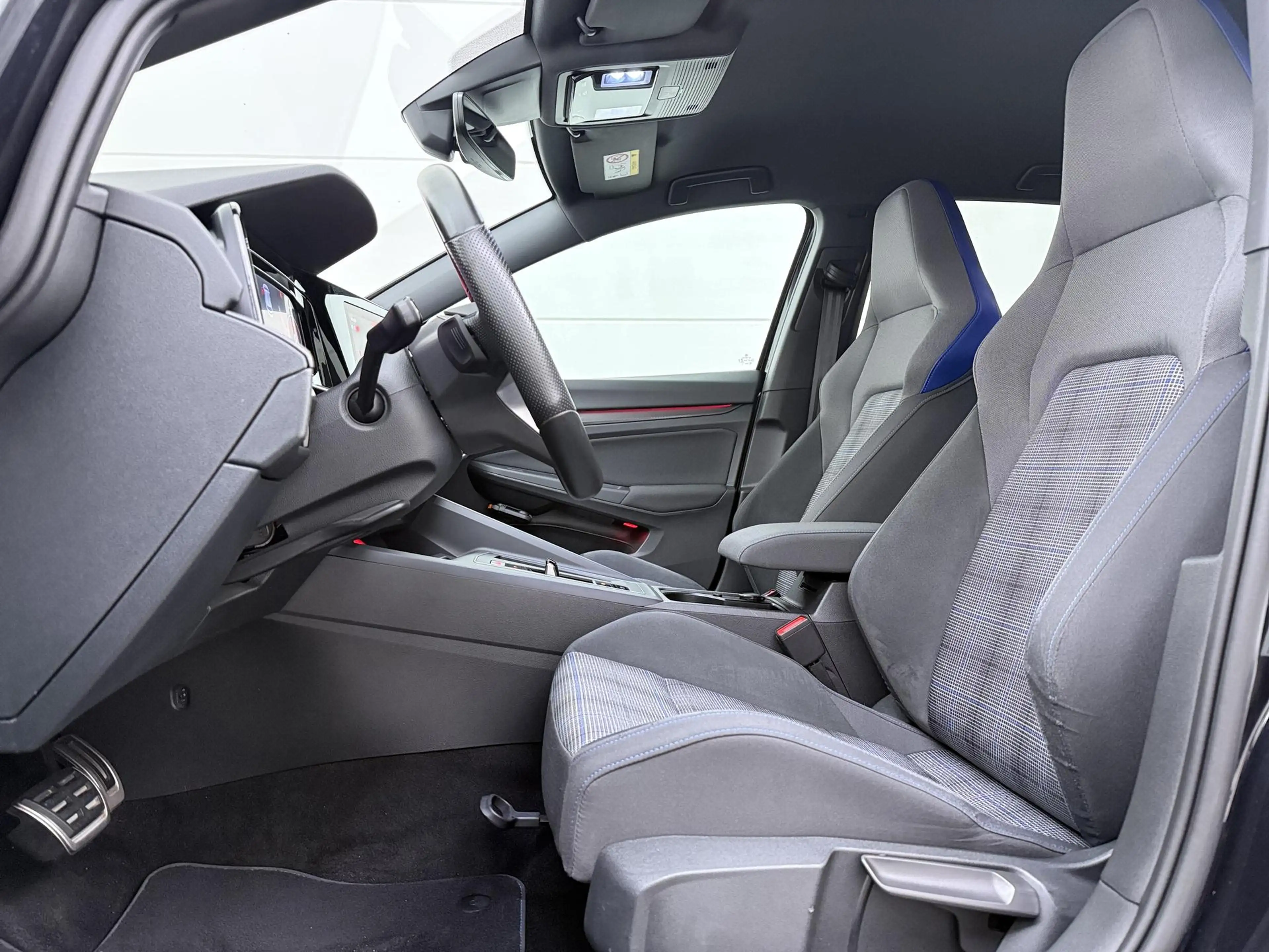 Volkswagen Golf GTE 1.4 eHybrid | Parkeerhulp | ACC | Stuur-/Stoelverw — photo 4