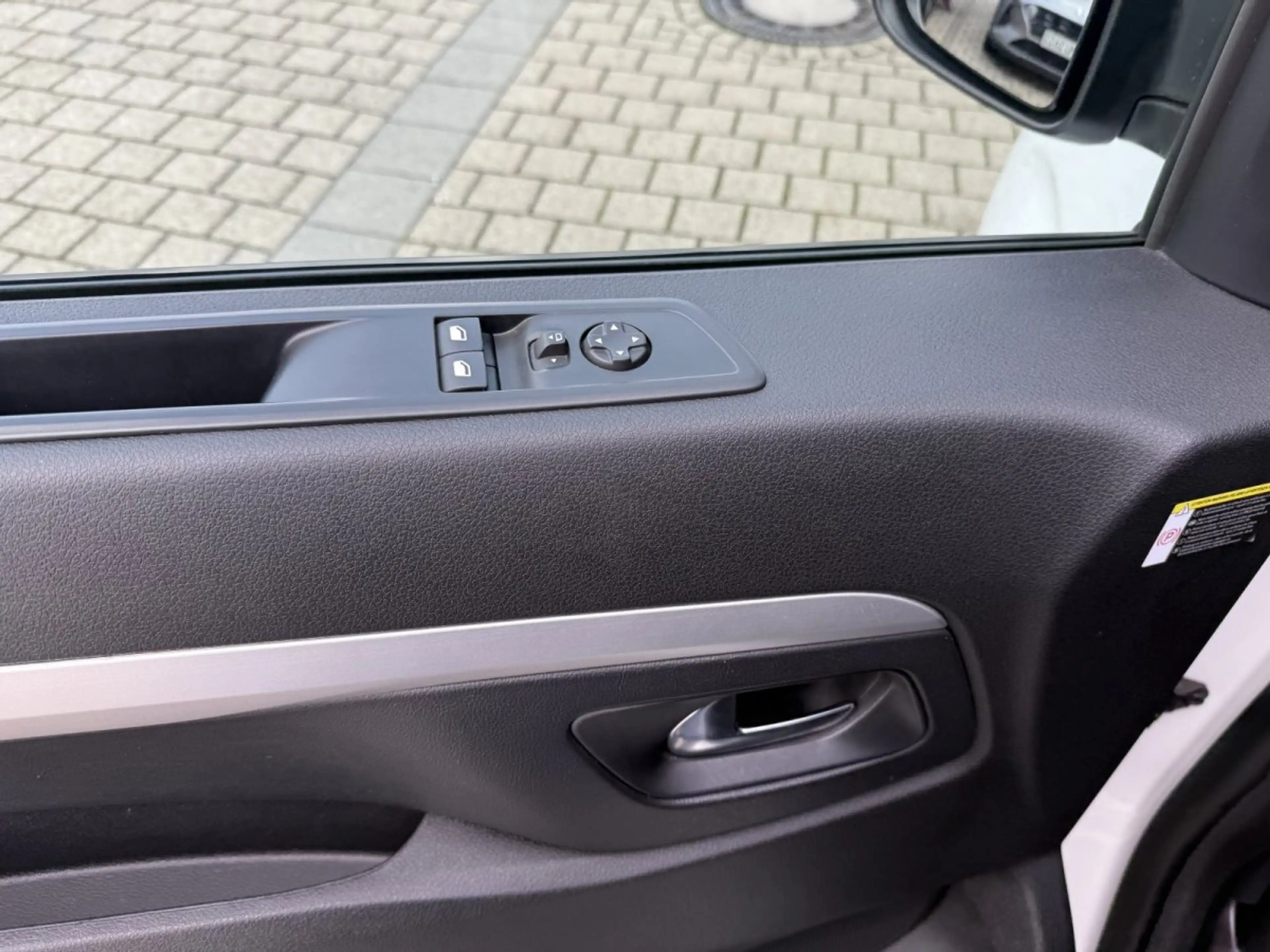 Opel Zafira Life 2,0d AT Elegance M*AHK*Leder*el.Türen*7-Siter*Sich — photo 6