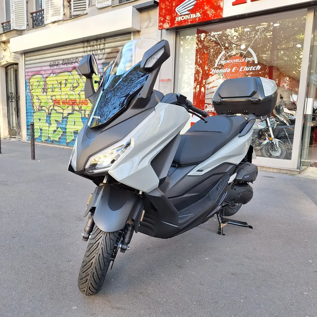 Honda Forza 125 Gris - 2