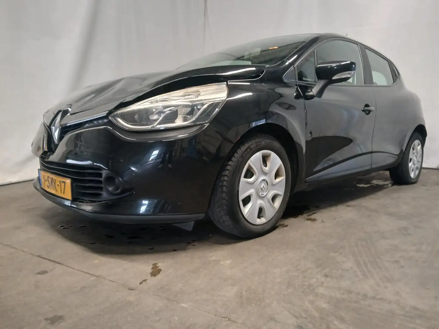 Renault Clio 0.9 TCe Expression - Airco - Frontschade Zwart - 2