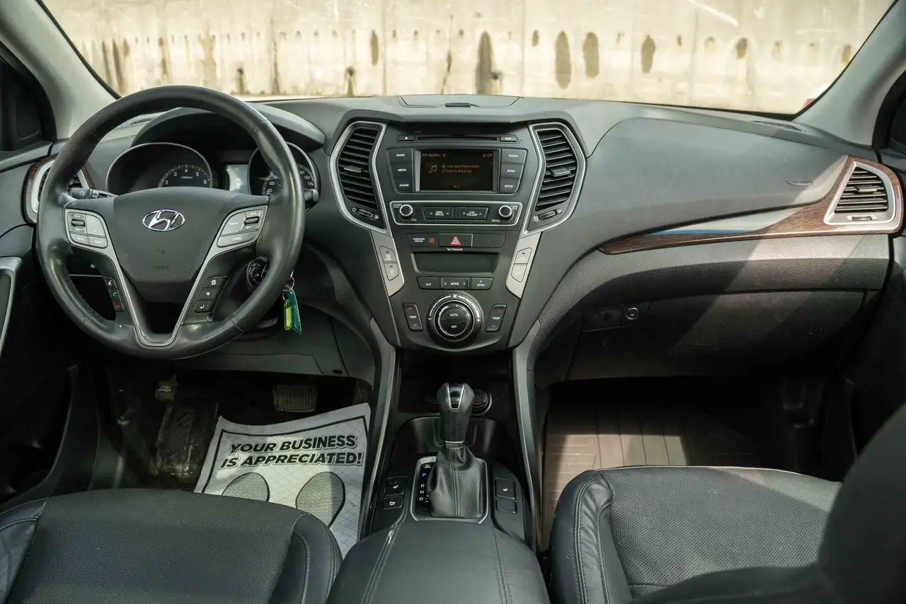 Hyundai SANTA FE снимка Hyundai SANTA FE