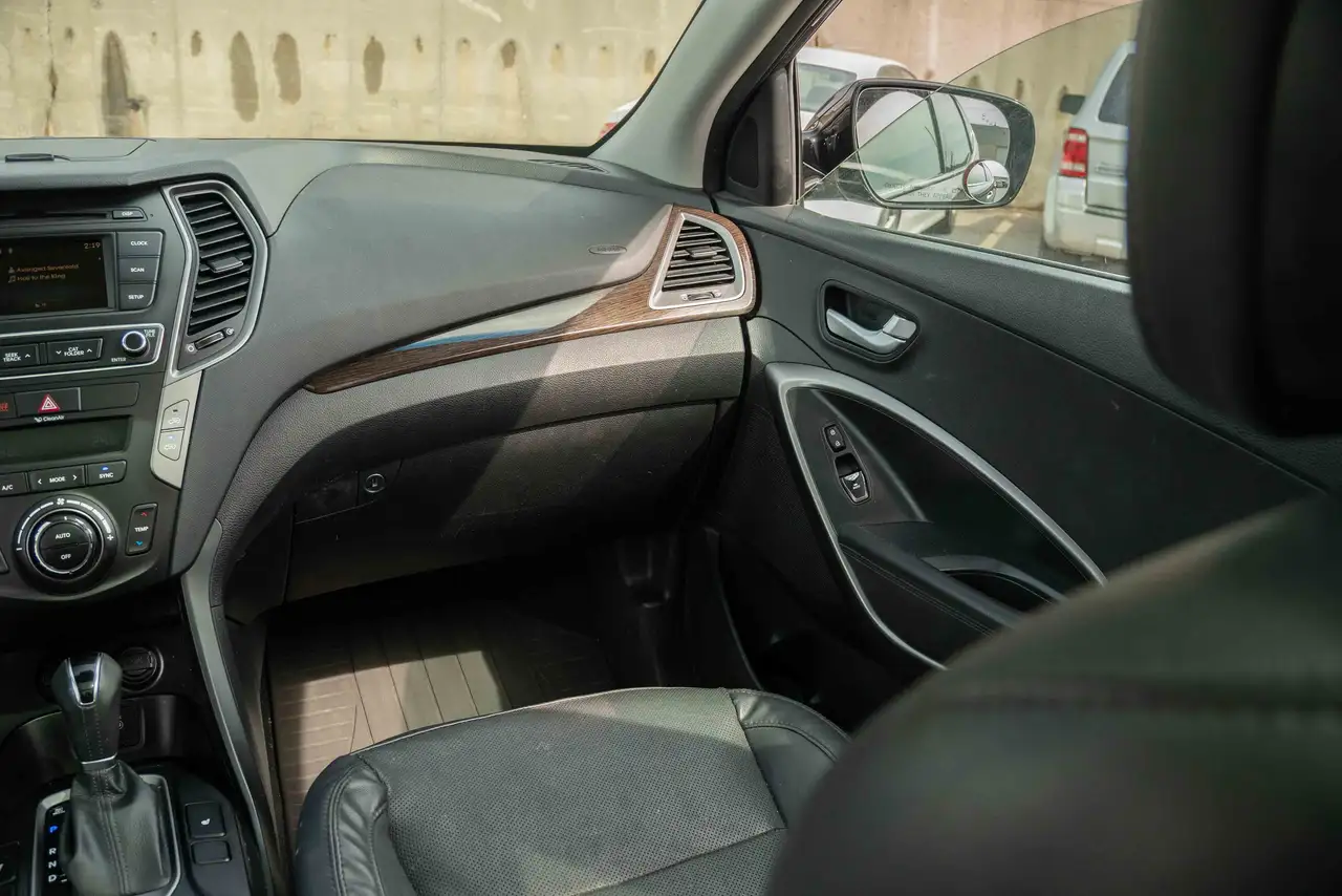Hyundai SANTA FE снимка Hyundai SANTA FE