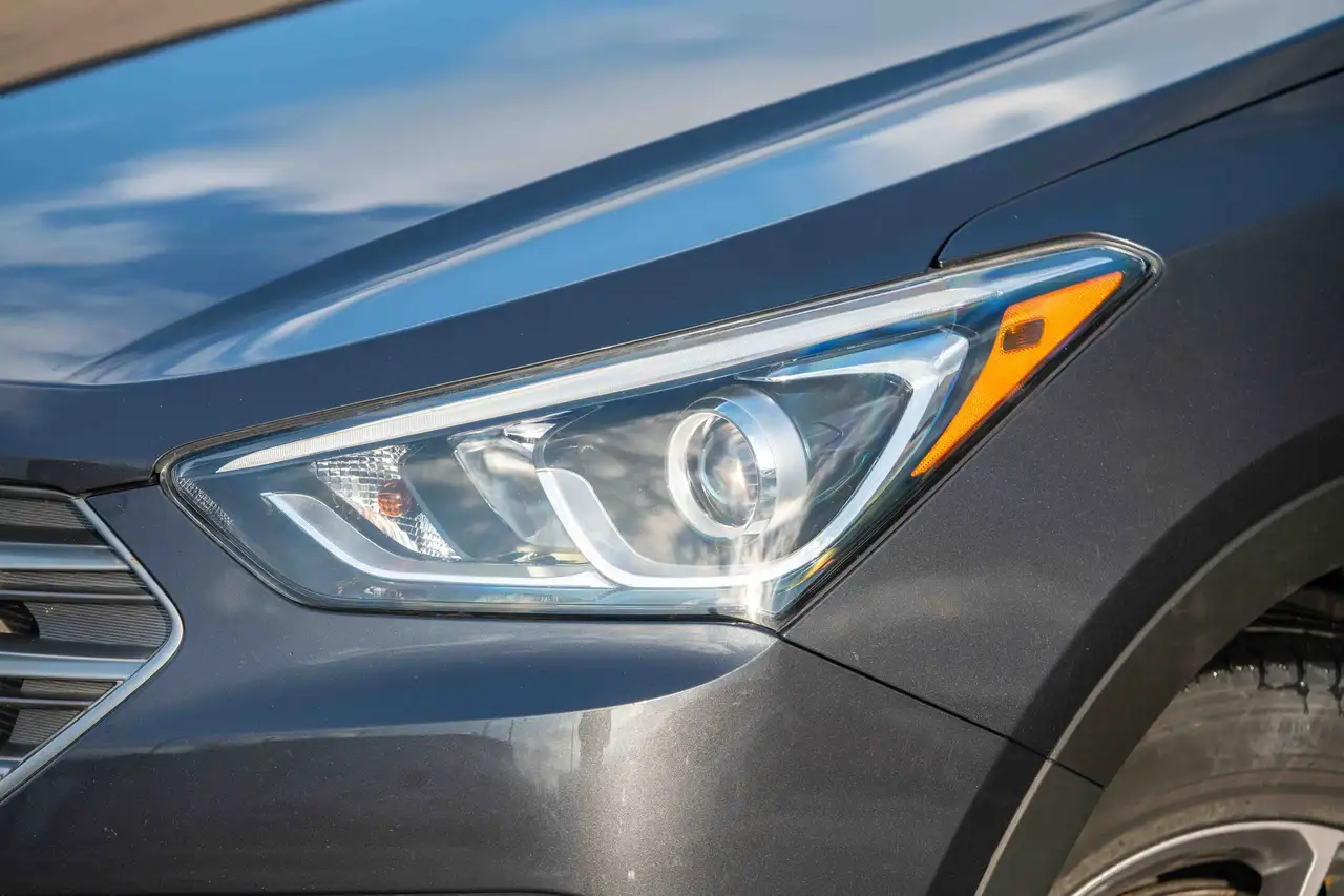 Hyundai SANTA FE снимка Hyundai SANTA FE