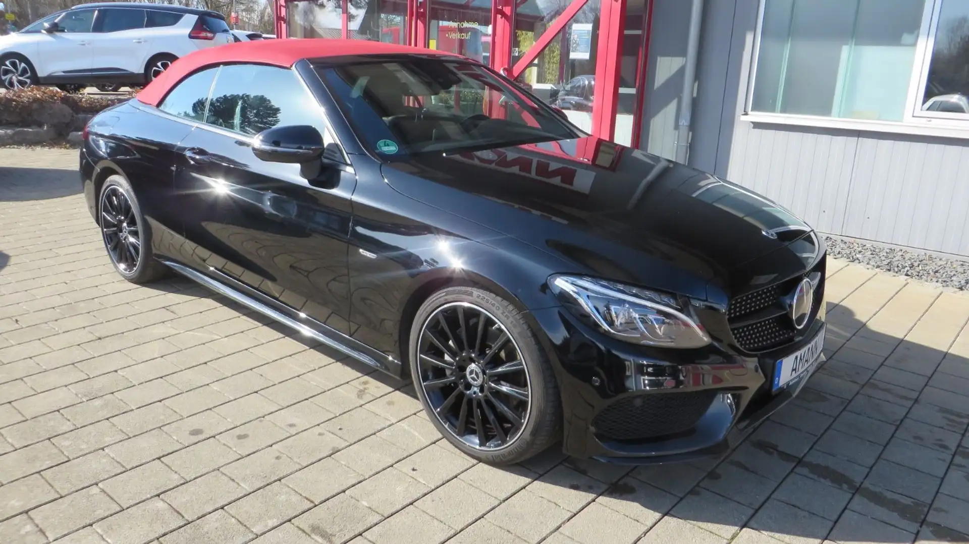Mercedes-Benz C 180 Cabrio AMG Night Edition Schwarz - 2