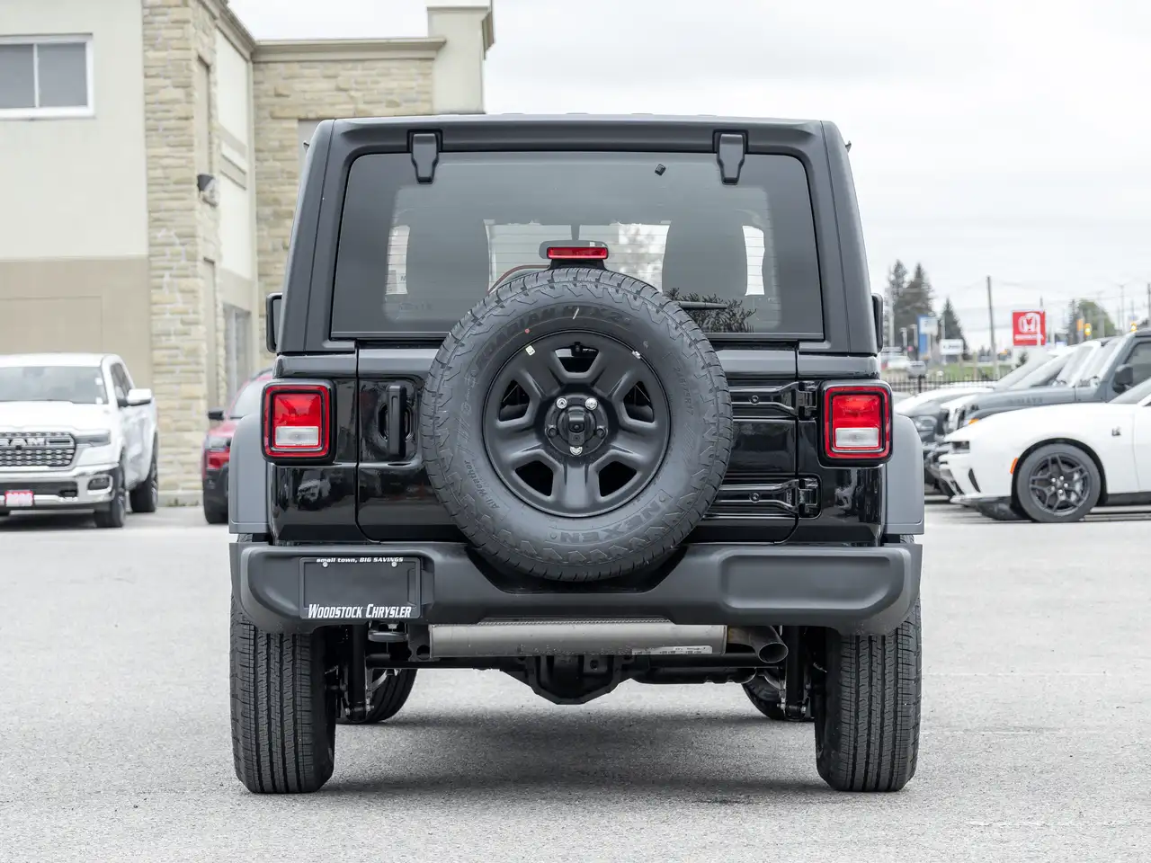 Jeep Wrangler снимка Jeep Wrangler