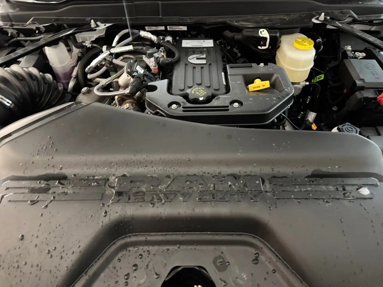 RAM 3500 снимка RAM 3500