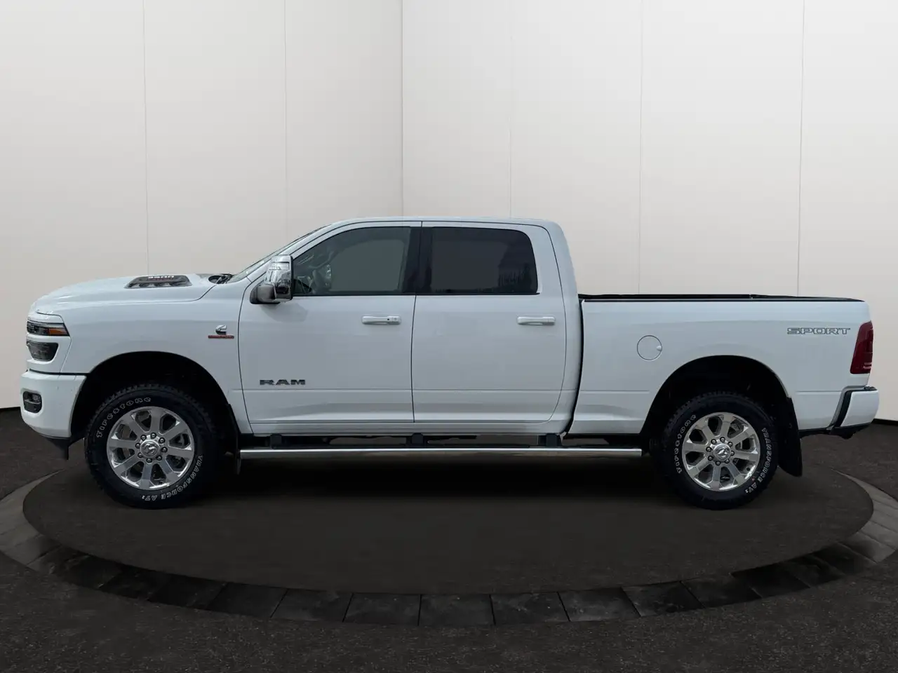 RAM 3500 снимка RAM 3500
