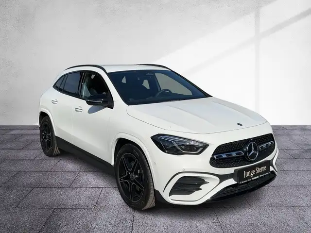 Mercedes-Benz GLA 200 d 4MATIC AMG-Line AHV LRHZG MBeam 360°Kam Ansicht 6