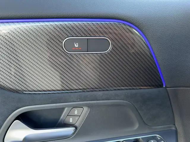 Mercedes-Benz GLA 200 d 4MATIC AMG-Line AHV LRHZG MBeam 360°Kam Ansicht 14