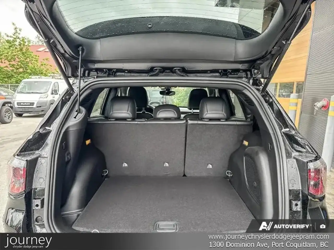 Jeep Compass photo Jeep Compass