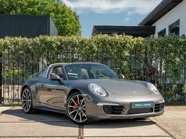 Porsche 991