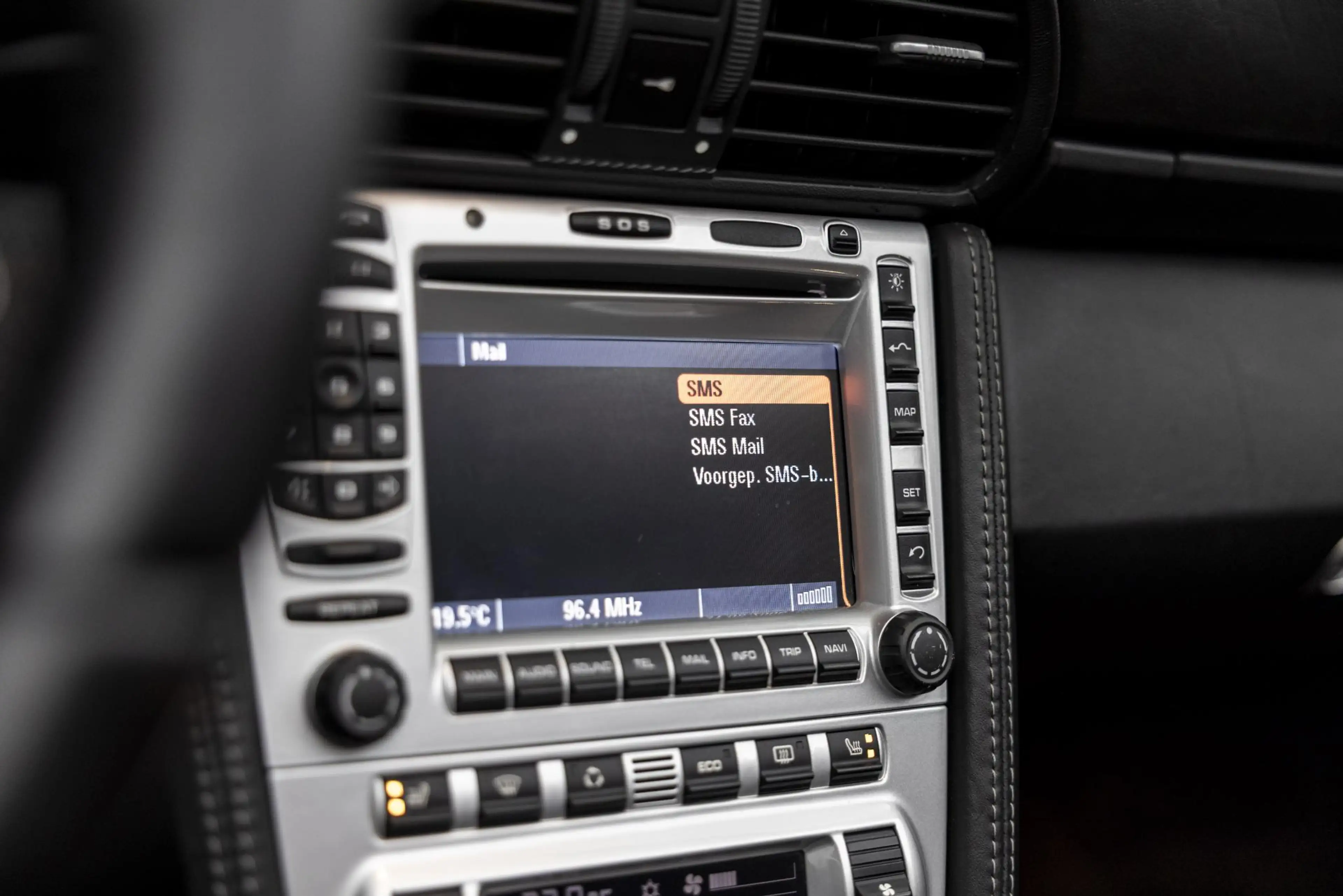 Porsche 997 997 - 3.8 CARRERA 4S CABRIO HANDBAK — photo 48