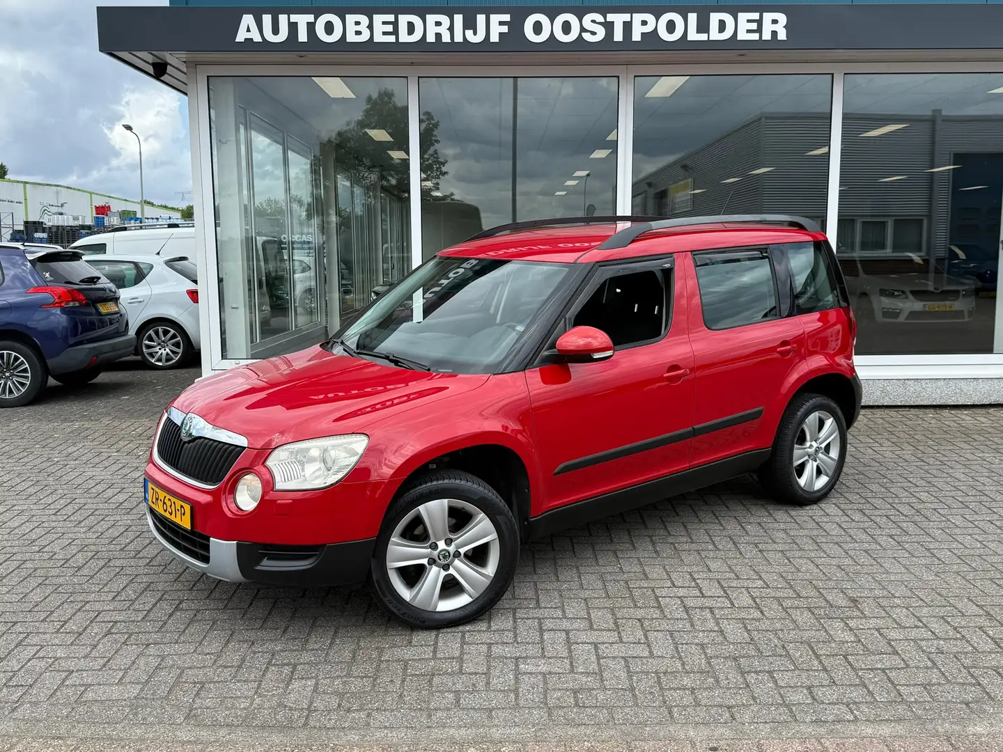 Skoda Yeti 1.2 TSI Elegance Rood - 1