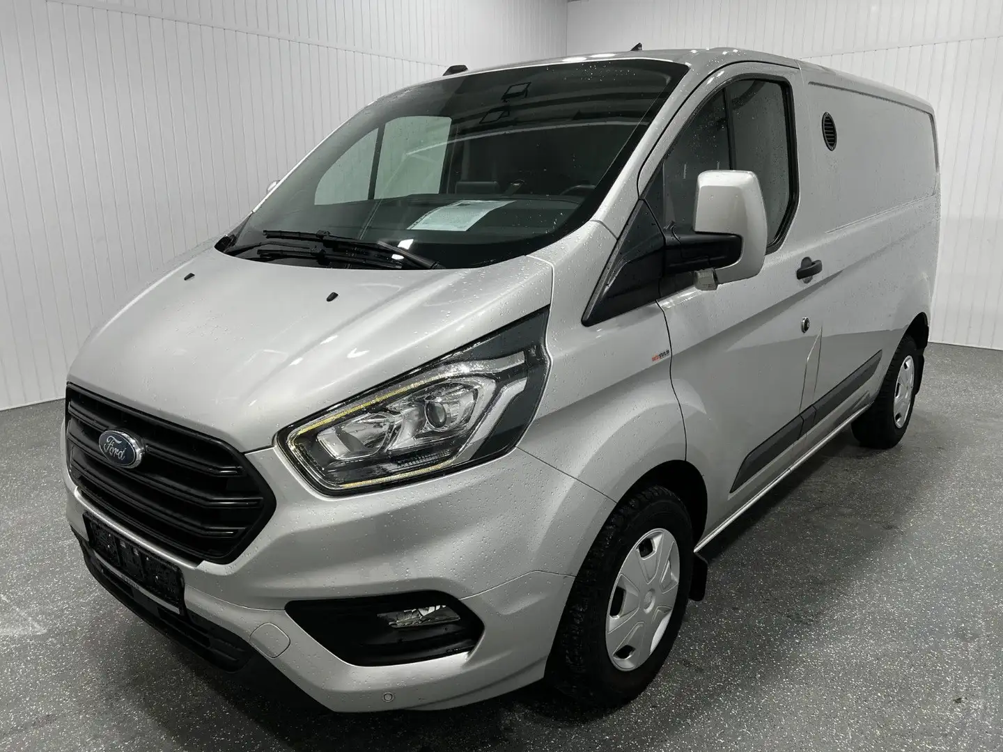 Ford CUSTOM 300 2.0 TDCI L1H1 3,0t |1Hd|AC|NAV|PDC|6G Zilver - 1