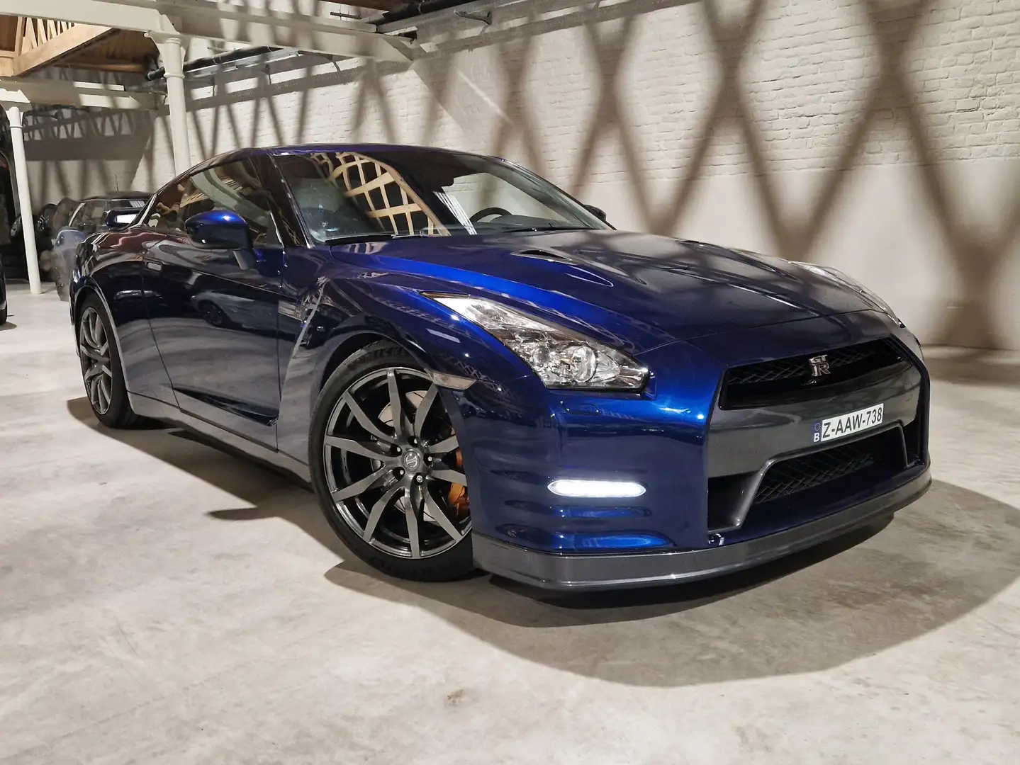 Nissan GT-R Modrá - 1