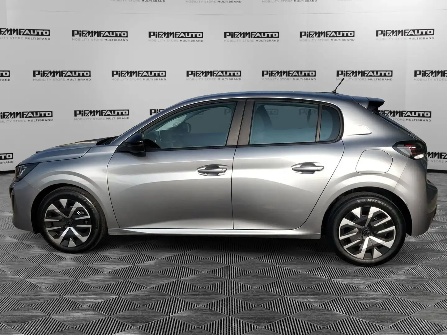Peugeot 208 PureTech 75 Stop&Start 5 porte Active Grigio - 2