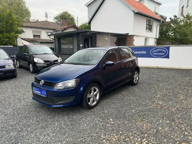 Volkswagen Polo view 2