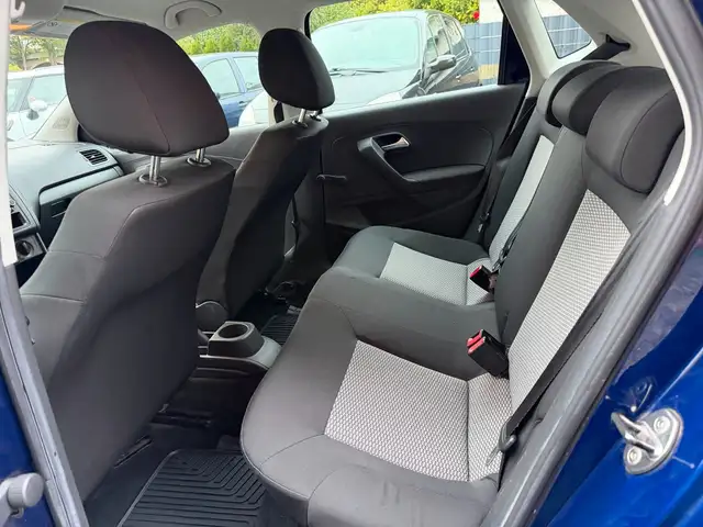 Volkswagen Polo view 14