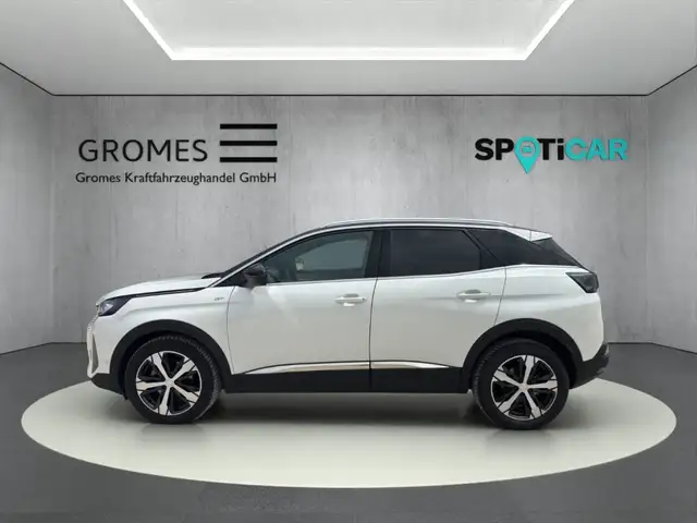 Peugeot 3008 view 6
