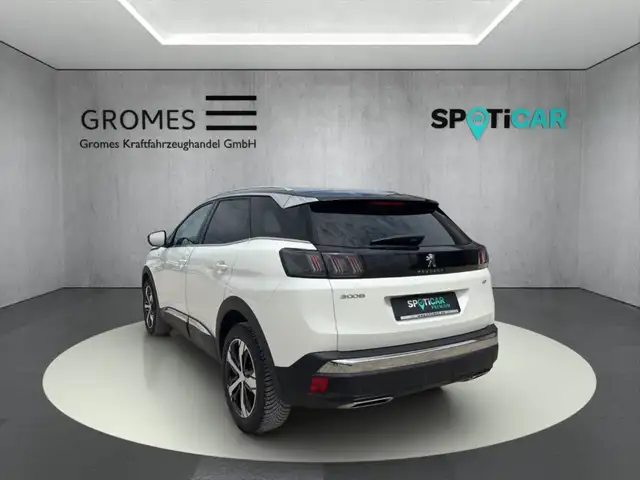 Peugeot 3008 view 5
