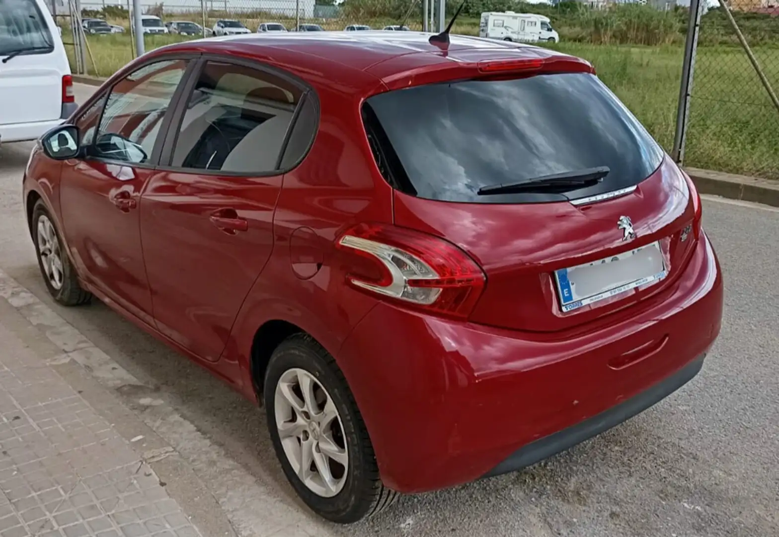 Peugeot 208 208 1.6e-HDi Style Style - 2