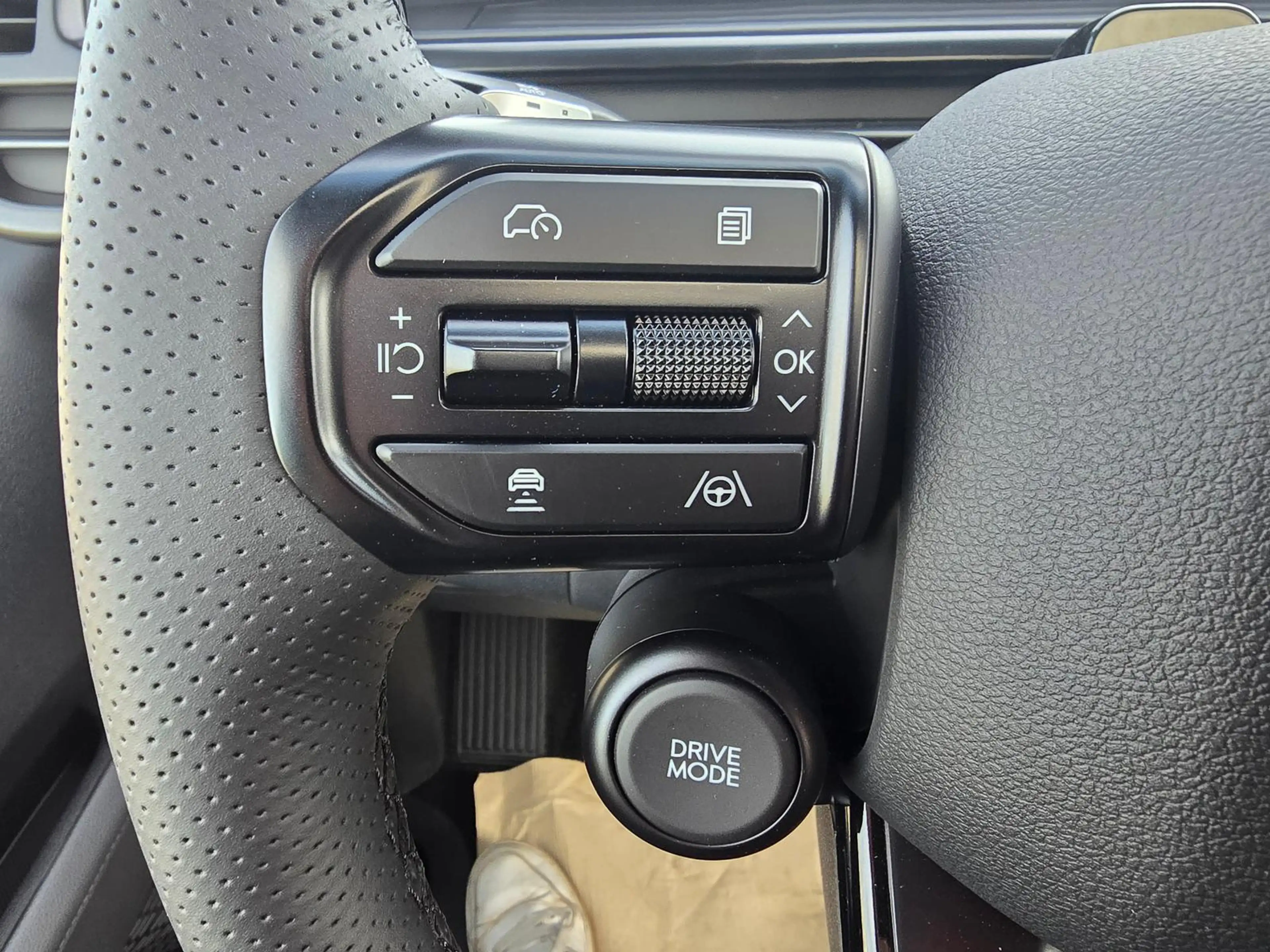 Hyundai STARIA EV 7-Sitzer Calligraphy 84kWh +Pano+Bose+ — photo 12