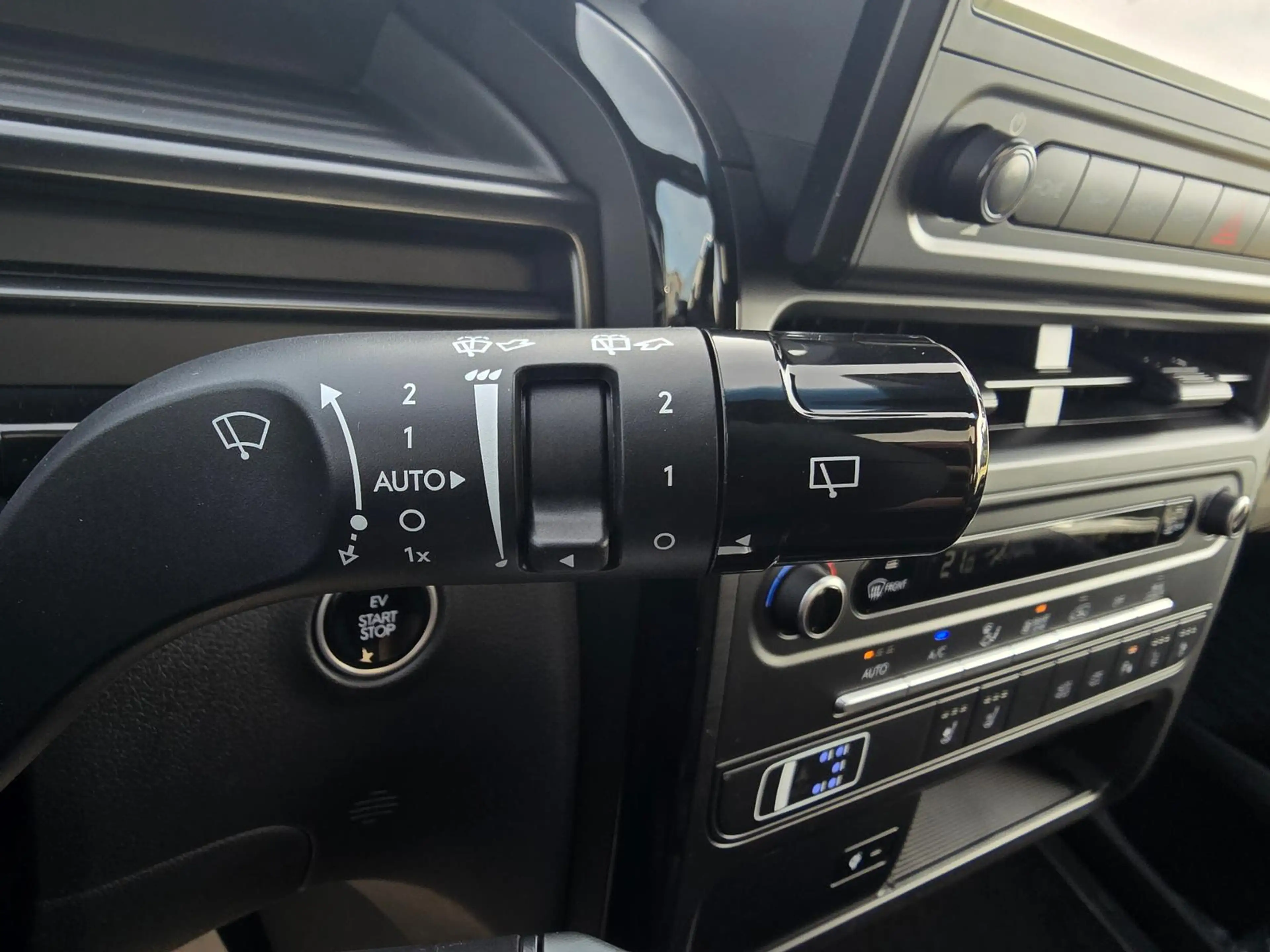 Hyundai STARIA EV 7-Sitzer Calligraphy 84kWh +Pano+Bose+ — photo 15