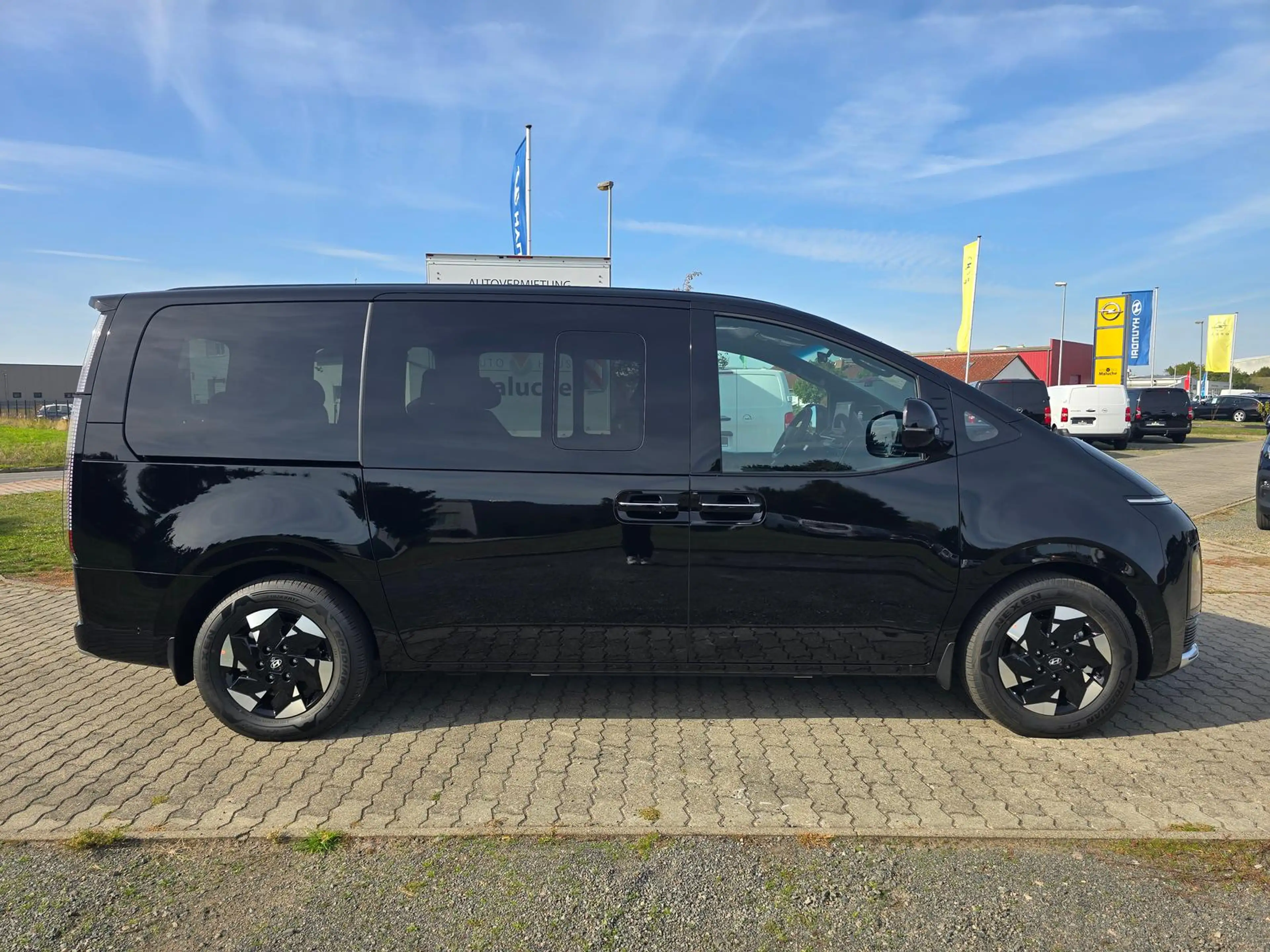 Hyundai STARIA EV 7-Sitzer Calligraphy 84kWh +Pano+Bose+ — photo 4