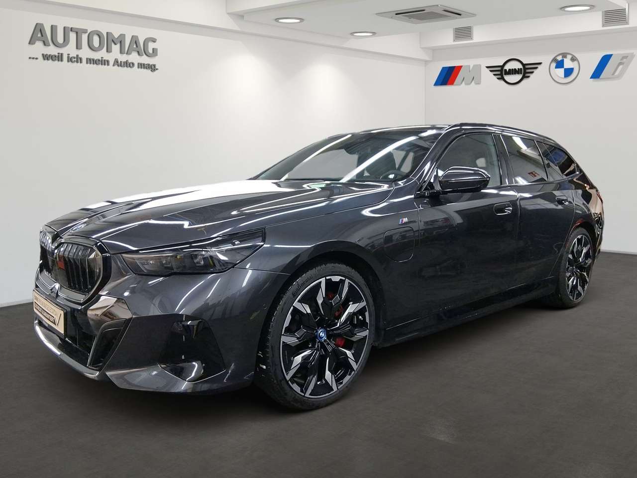 BMW 550 — BMW 550 e xDrive MSportPro*DrivingProf*ParkingProf*Autobah