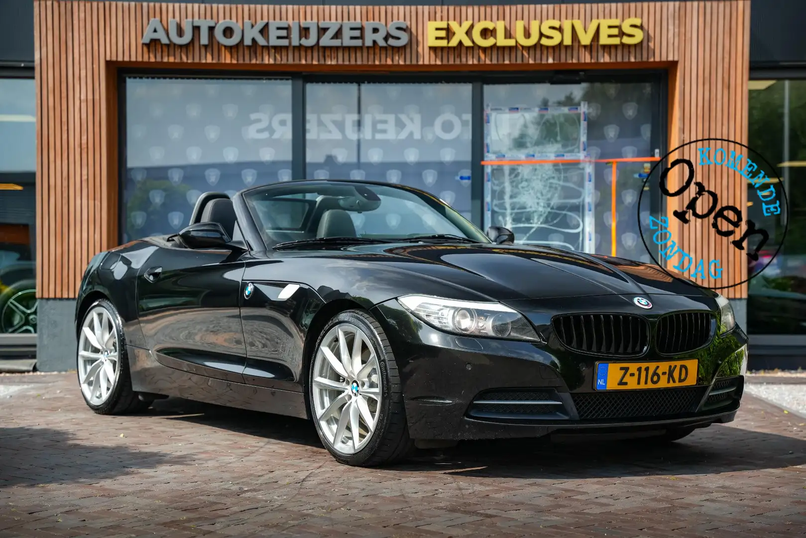 BMW Z4 Roadster sDrive30i Executive Carplay Navigatie PDC Zwart - 1