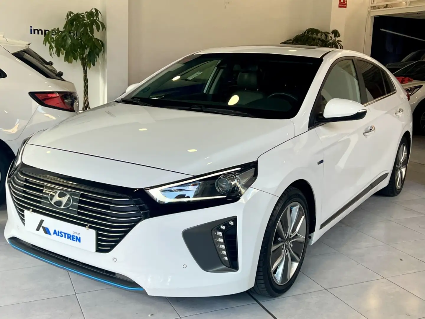 Hyundai IONIQ HEV 1.6 GDI Style Blanco - 1