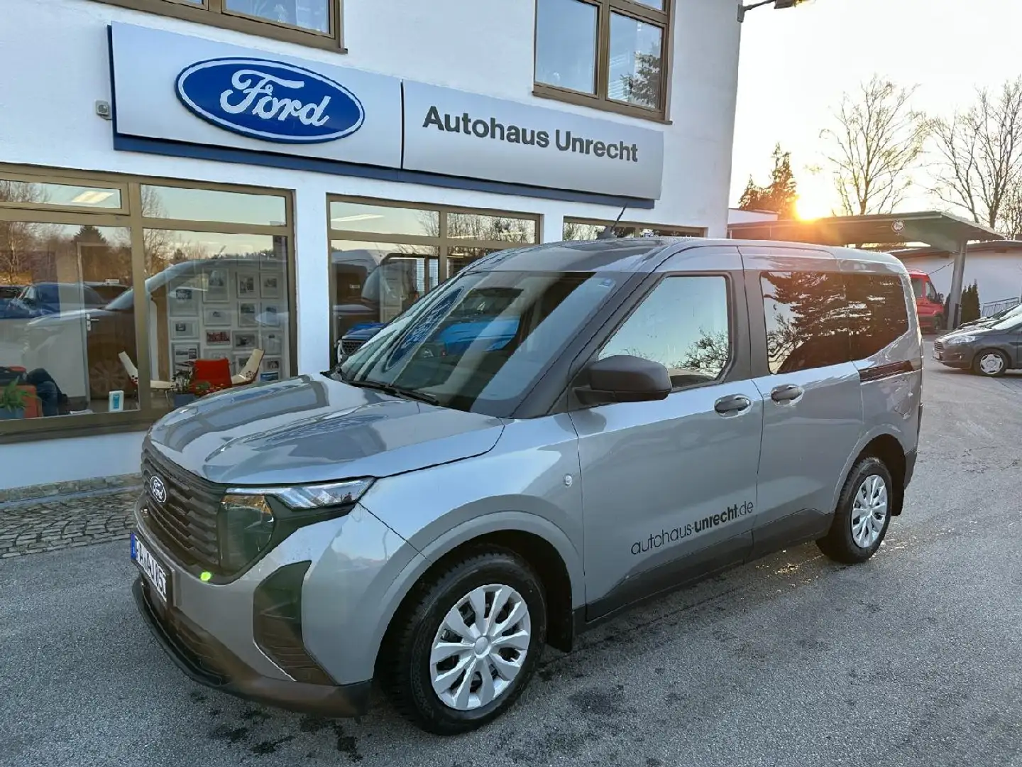 Ford Transit Courier Trend Doppelkabine Argent - 1