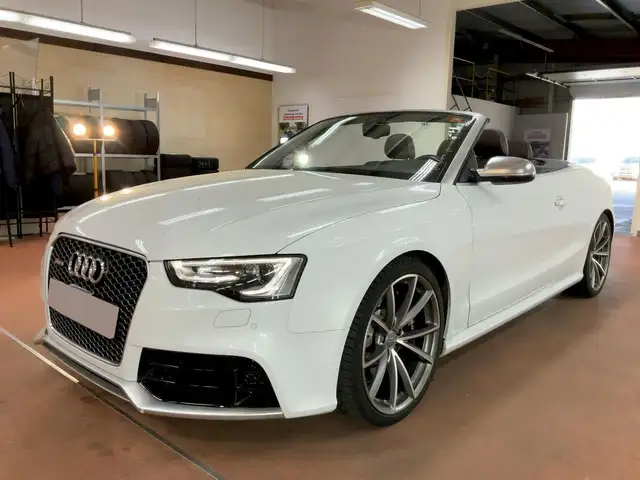 Audi RS5 Cabriolet 4.2 FSI quattro | 2.Hd - Deutsch!