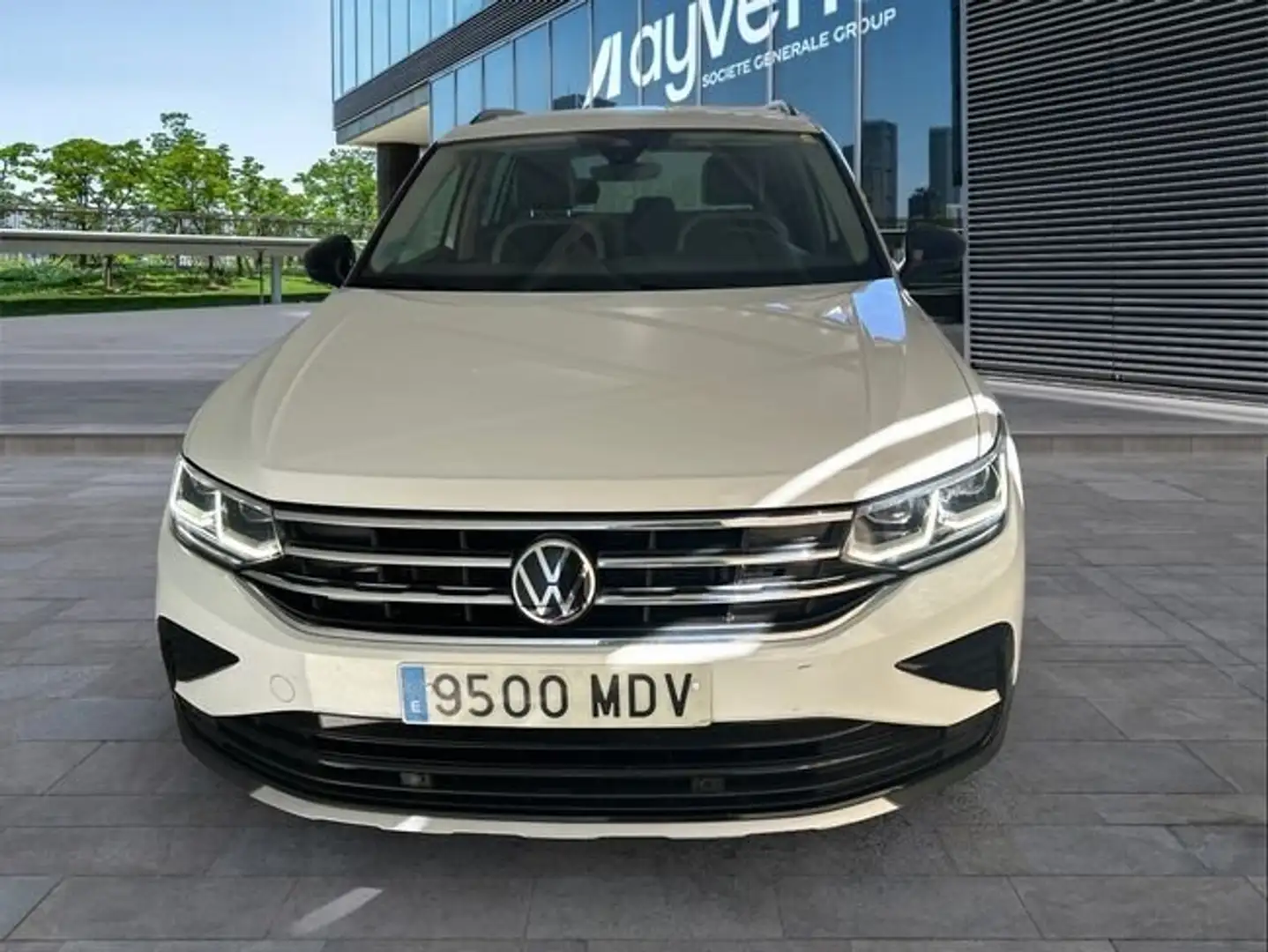 Volkswagen Tiguan 2.0TDI Urban Sport DSG 110kW Blanco - 2